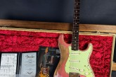 Fender Custom Shop 2022 60s Stratocaster Dual Mag II Super Heavy Relic Super Faded Aged Burgundy Mist Metallic.jpg